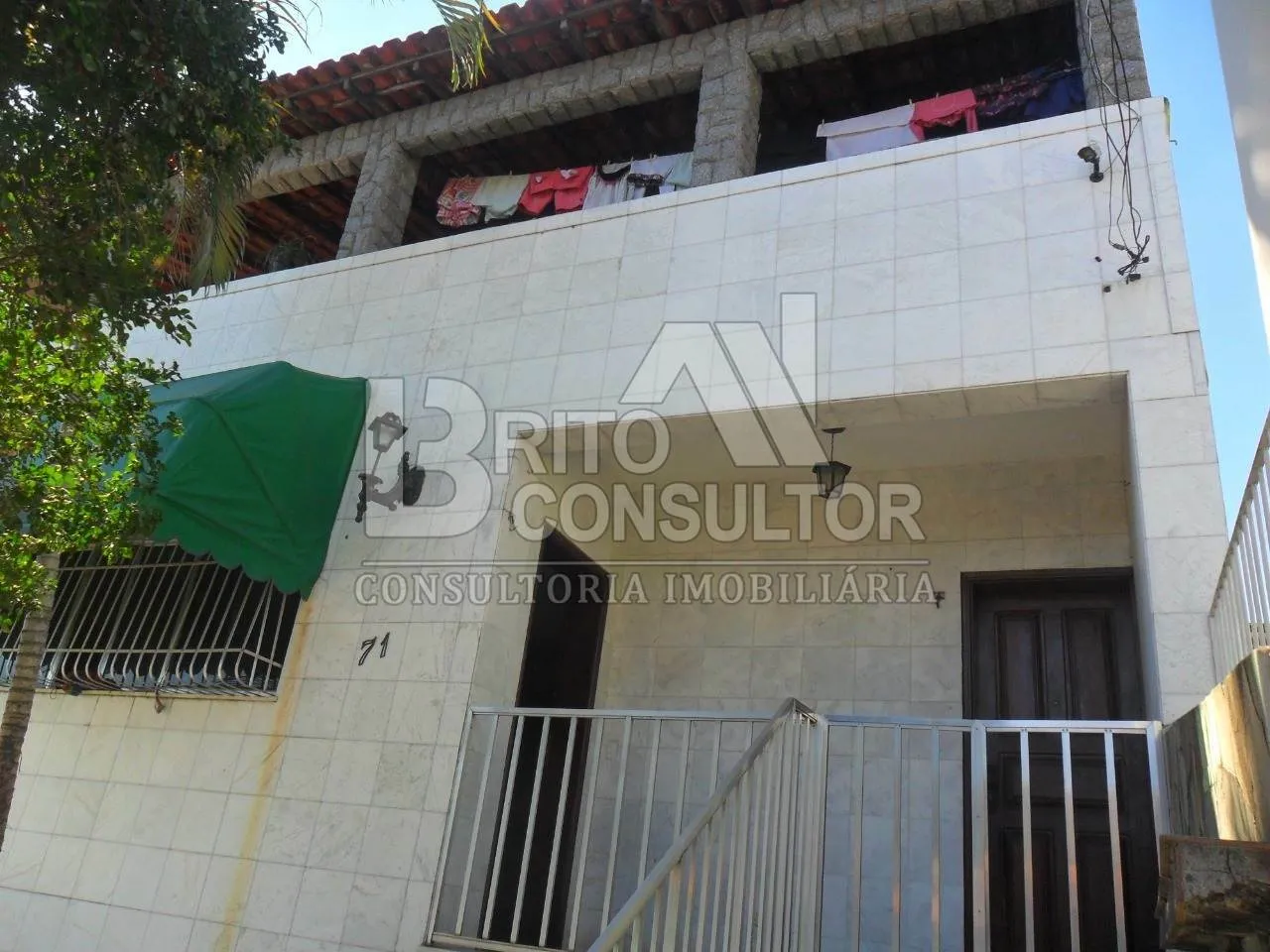Imagem Vendo Casa Tríplex em Cond Fechado 4 Qts, 4 Vagas, Terraço Mutua - São Gonçalo/RJ.