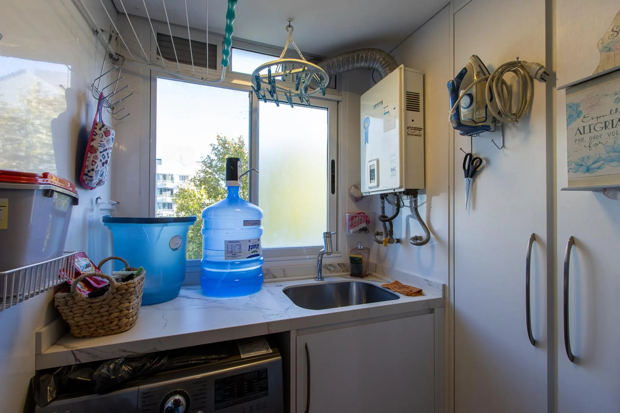 Imagem Apartamento com 2 dormitórios no bairro Cavalhada