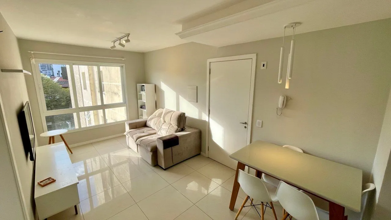 Imagem Apartamento 1 Dormitório com Vaga no Petrópolis