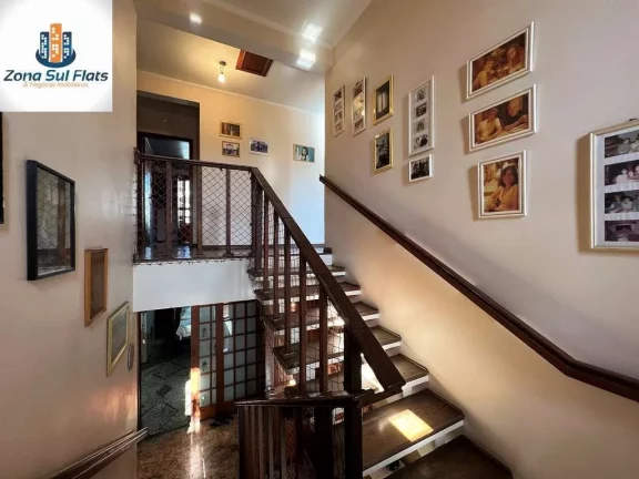 Imagem Casa Alto Padrão à Venda Na Granja Viana em Condomínio Fechado
