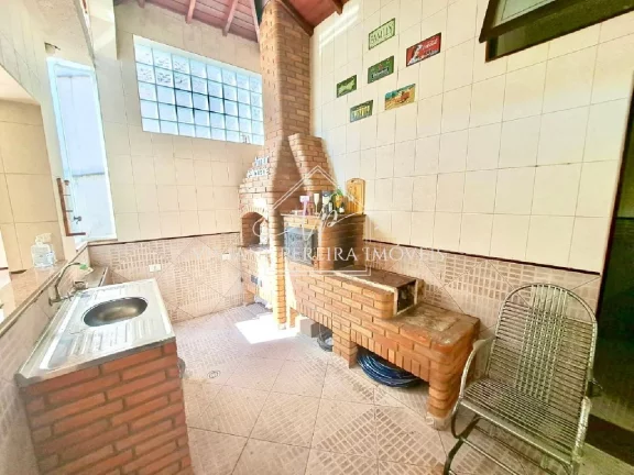 Imagem Casa à venda, RUA JOÃO RIBEIRO, bairro Jardim Veloso em Osasco, 219m², 02 dormitórios, 01 suíte, 01 vaga
