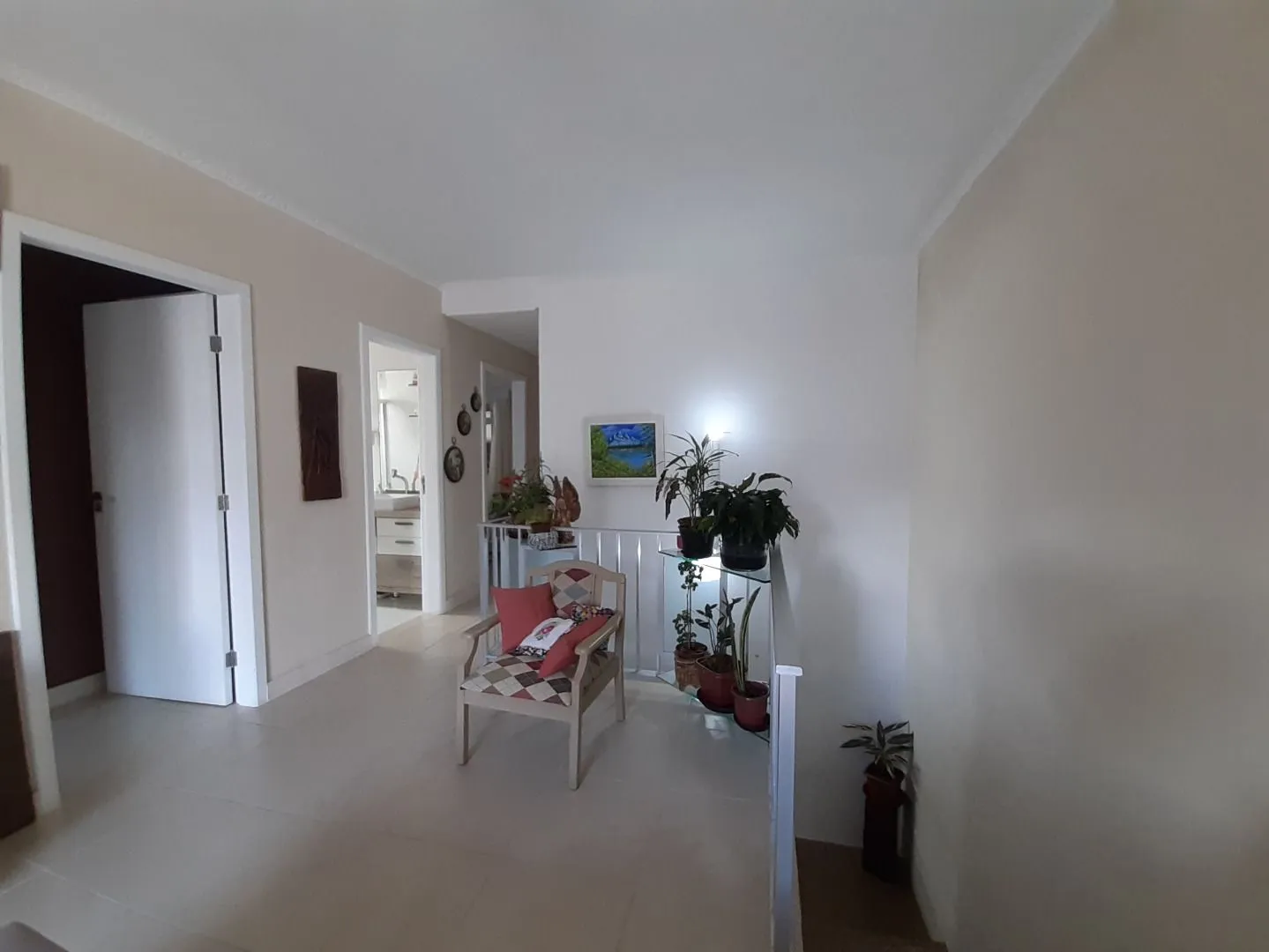 Imagem Casa à venda com 3 quartos 1 suíte, 180m² em Estreito Florianópolis