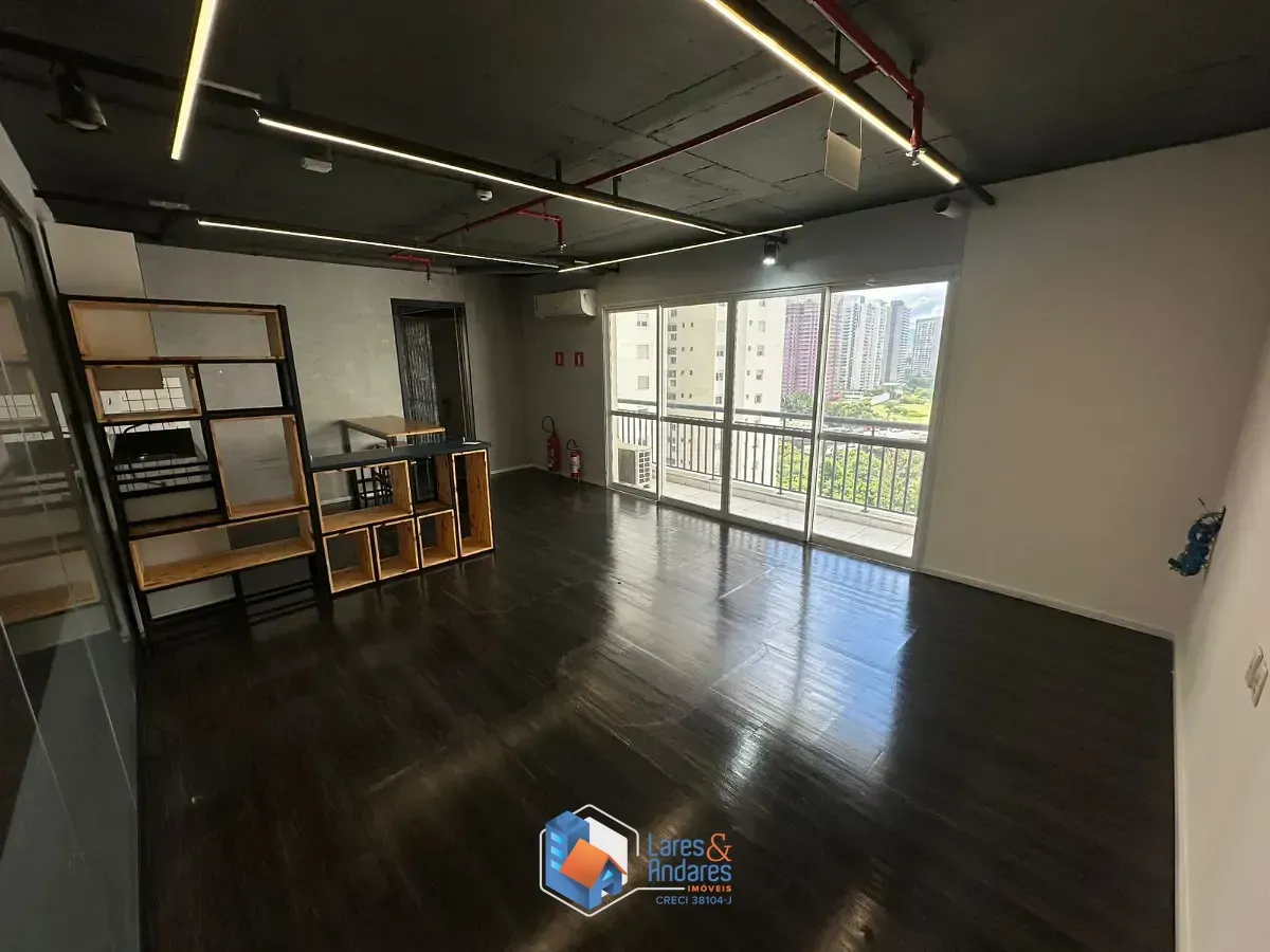 Imagem Conjunto comercial para venda em Água Branca, 109m²