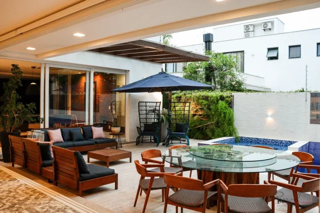 Imagem Casa impecável em todos os sentidos! Integração é a palavra de ordem nesse projeto maravilhoso a...
