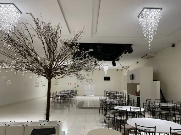 Imagem Vendo Prédio Comercial em Santo André, Campestre