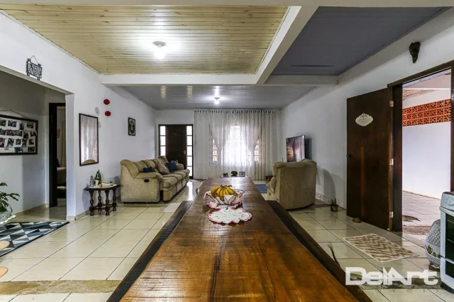 Imagem RESIDÊNCIA TÉRREA EM AMPLO TERRENO (600,00m2 - 15x40) - VILA MILITAR - 200,00m2 (aproximado) de CONSTRUÇÃO - R$ 460.000,00