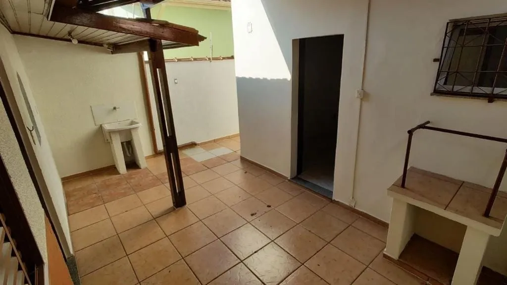 Imagem Casa à venda 3 Quartos, 2 Vagas, 125M², Vila São Geraldo, Taubaté - SP