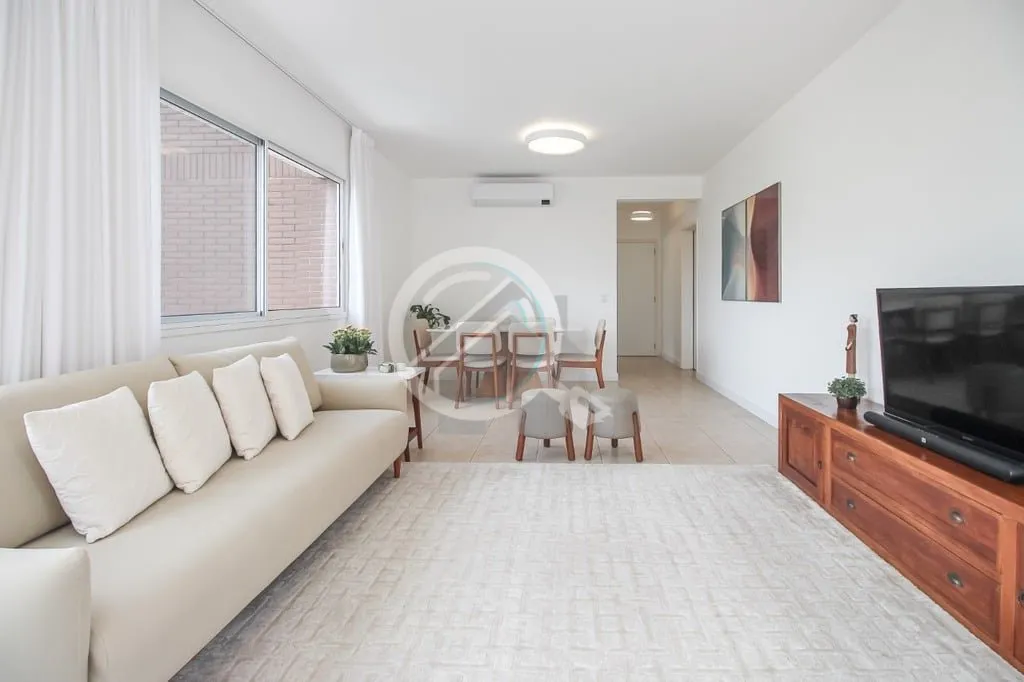 Imagem Apartamento de 3 Dormitórios com Suíte e 2 Vagas Cobertas no Bairro Petrópolis. Este apartamento ...