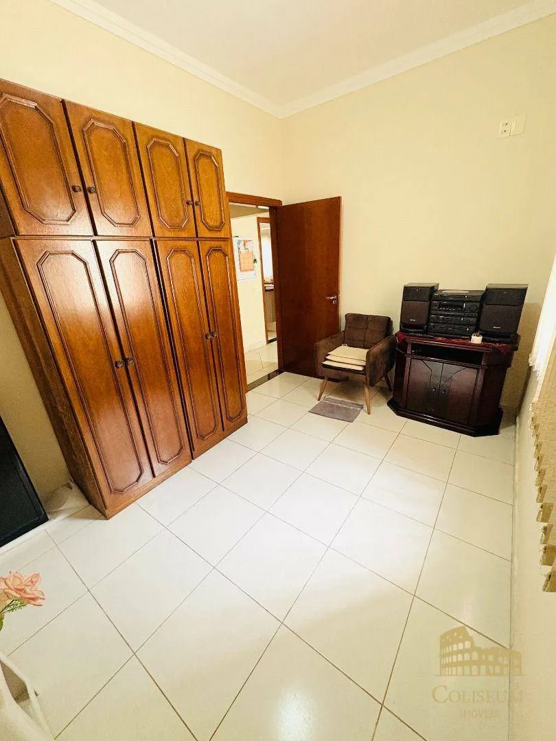 Imagem Casa com 4 dormitórios à venda, 210 m² por R$ 1.550.000,00 - Tupi - Praia Grande/SP