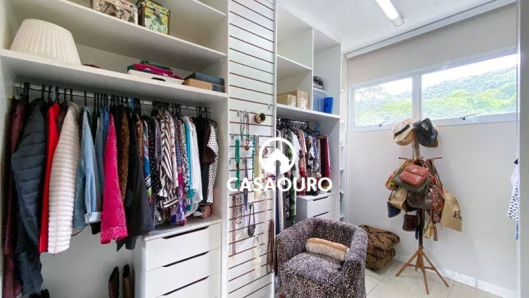 Imagem OPORTUNIDADE - Casa em condomínio à venda, 4 quartos, 3 suítes, 3 vagas, Le Cottage - Nova Lima/MG.