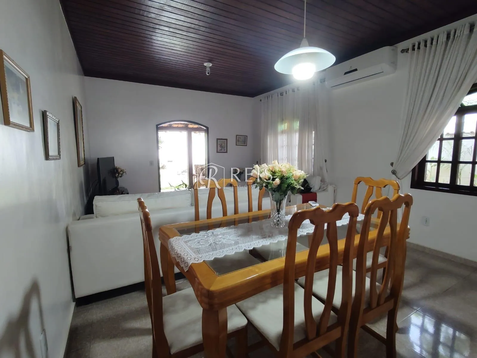 Imagem Casa para Venda em Rio das Ostras, Costazul, 5 dormitórios, 1 suíte, 3 banheiros, 4 vagas