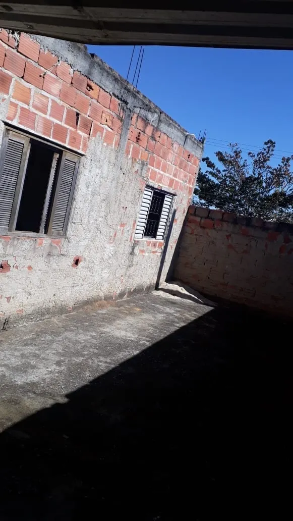 Foto do imóvel Casa à venda 2 Quartos, 1 Suite, 2.5M², Santa Luzia, Guaratinguetá - SP