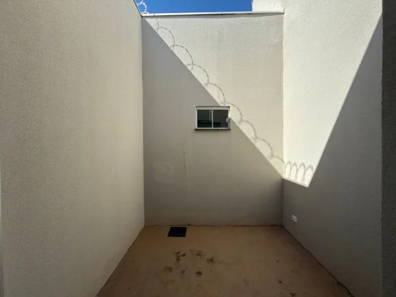 Imagem Casa Térrea Nova – 1 suíte + 1 quarto - Excelente Localização