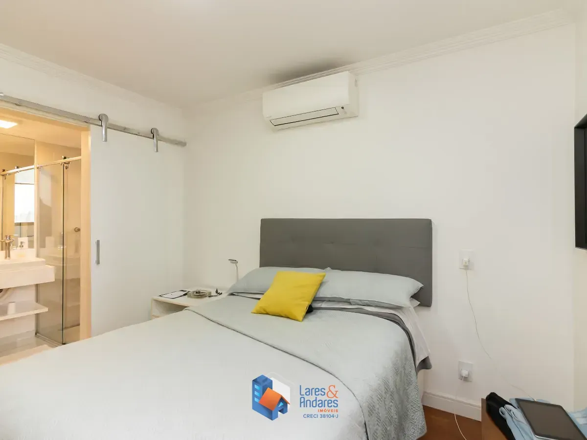 Imagem Apartamento para venda em Santo Amaro com 4 quartos, sendo 2 suítes, 159m²