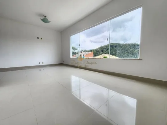 Imagem Casa em Condomínio para Venda em Teresópolis / RJ no bairro Albuquerque