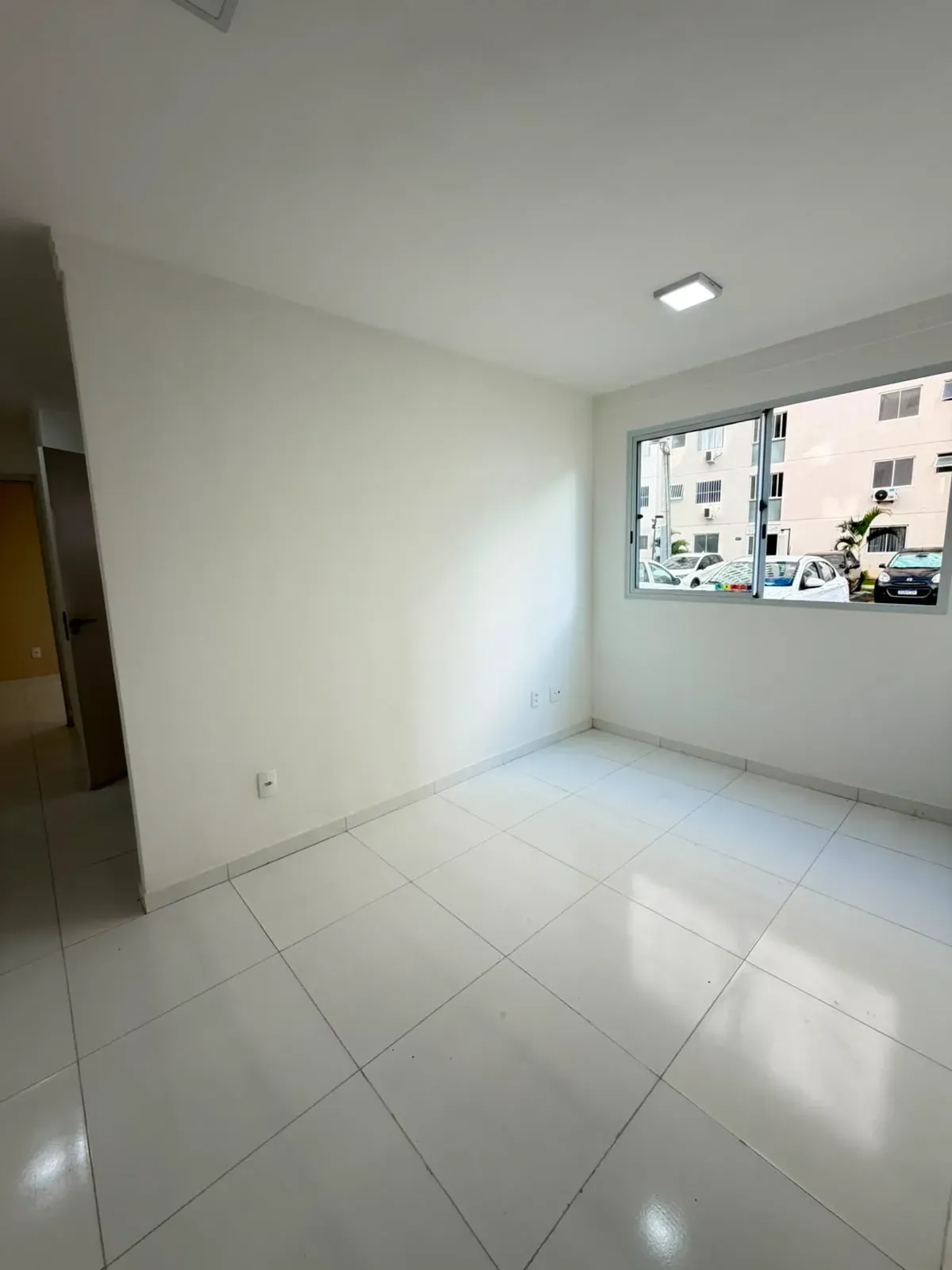 Imagem Apartamento com 2 Quartos para Alugar, 40 m² em Narandiba - Salvador