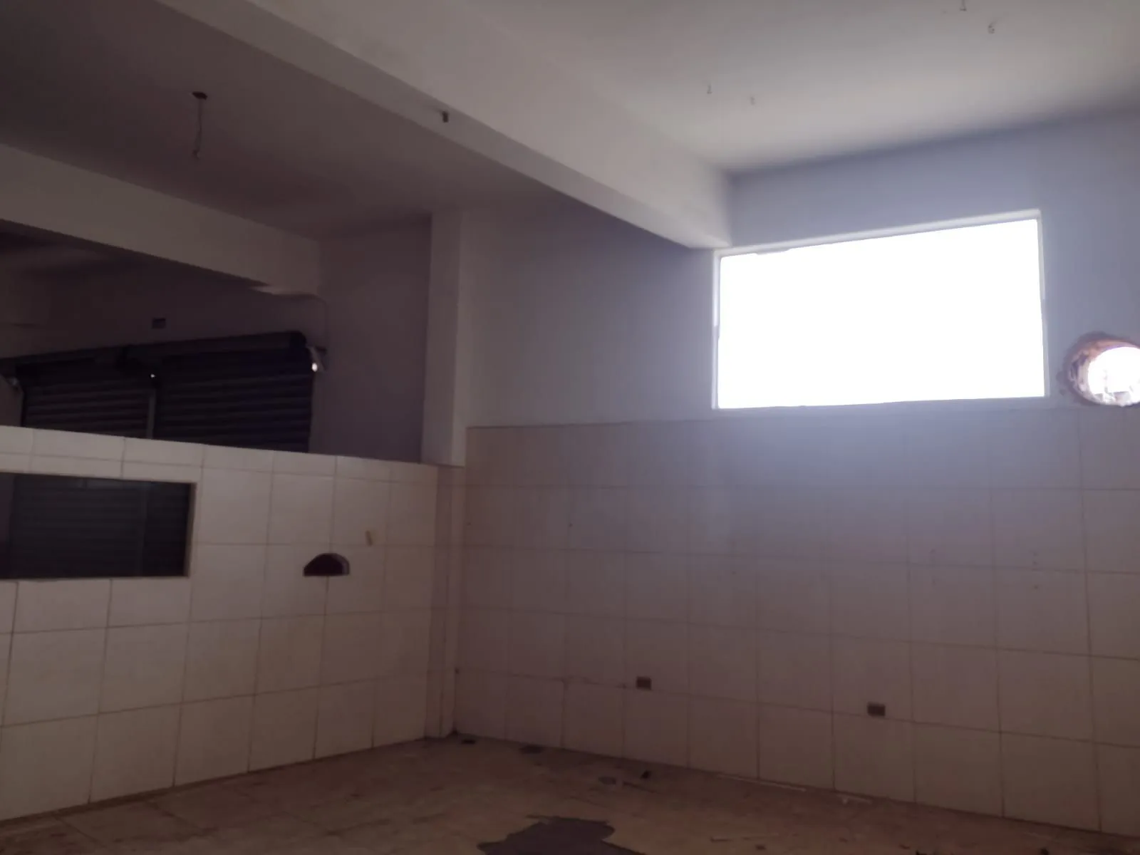 Imagem Galpão de Esquina com 222,50m² Localizado no JD Copaiba
