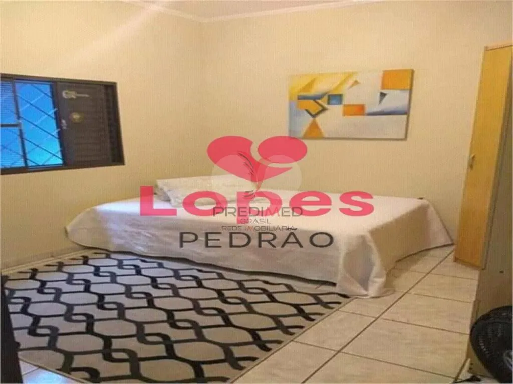 Imagem Casa de 3 quartos, 275m² no bairro Jardim Ubirama, em Lençóis Paulista
