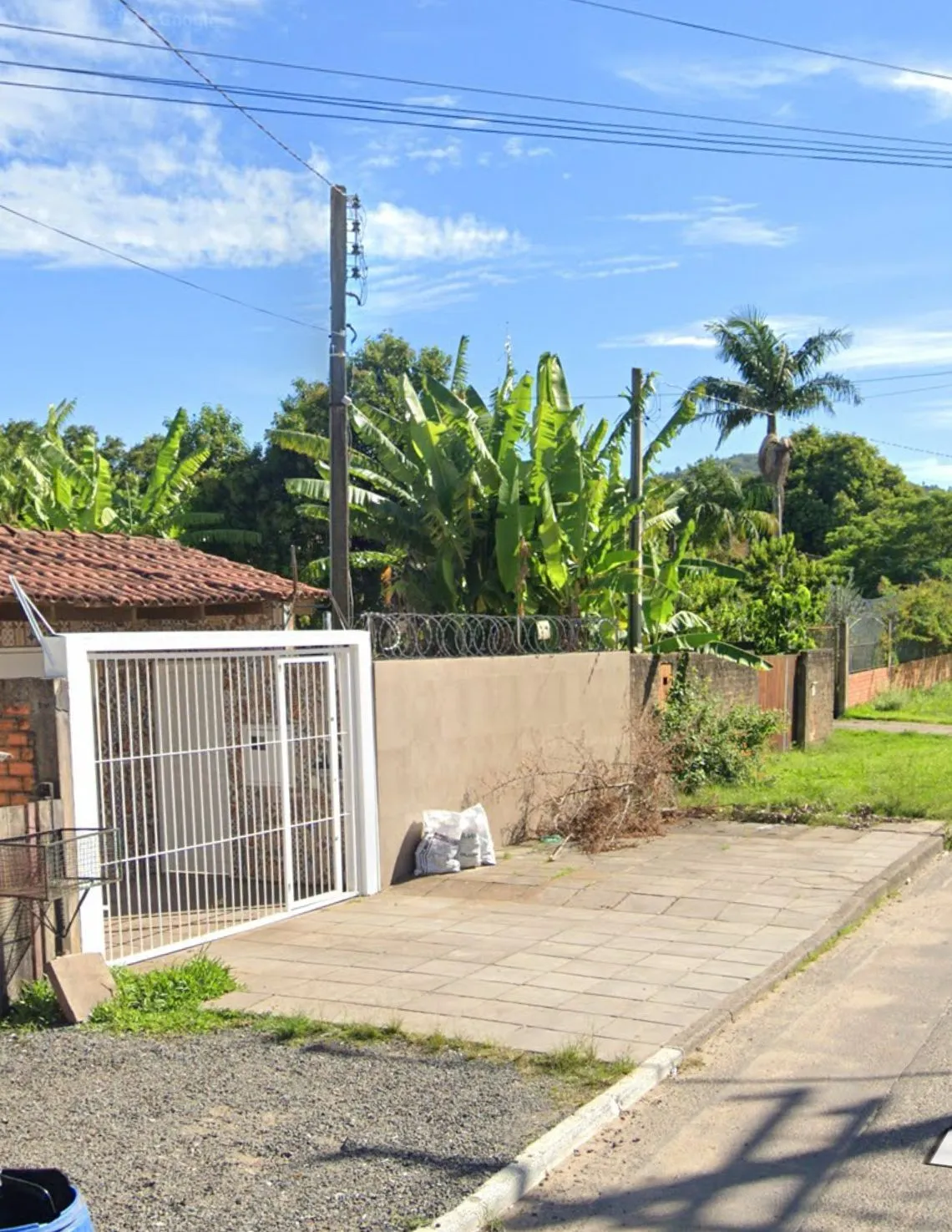 Imagem Casa no bairro Aberta dos Morros - 3 dormitórios