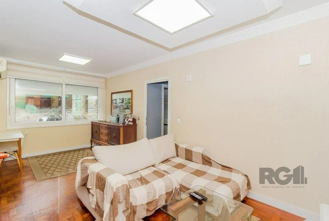 Imagem Apartamento 2 dormitórios à venda Rio Branco Porto Alegre/RS