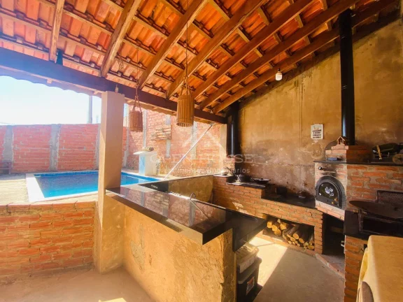 Imagem CASA PADRÃO COM PISCINA PASSANDO DÍVIDA