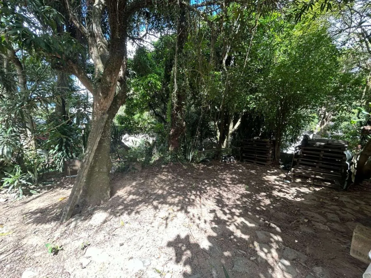 Imagem Chácara para Venda em Petrópolis / RJ no bairro Pedro do Rio