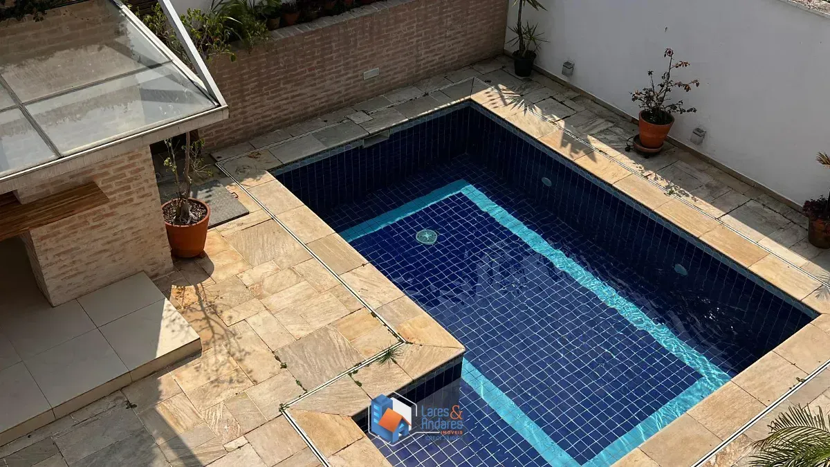 Imagem Casa em condomínio para venda em Morumbi com 4 quartos, sendo 4 suítes, 354m²