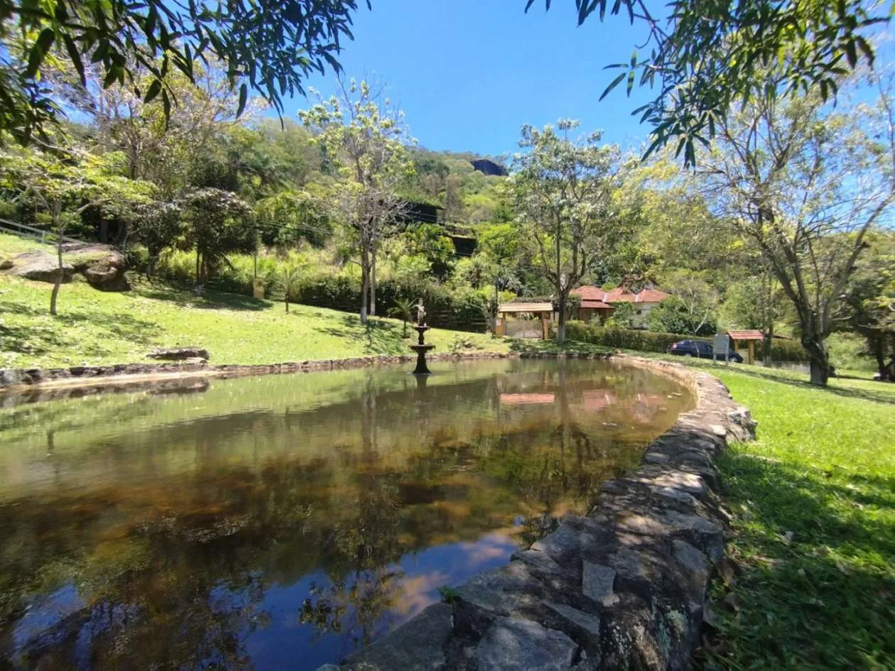 Imagem Terreno em Condomínio para Venda em Areal / RJ no bairro Agriões
