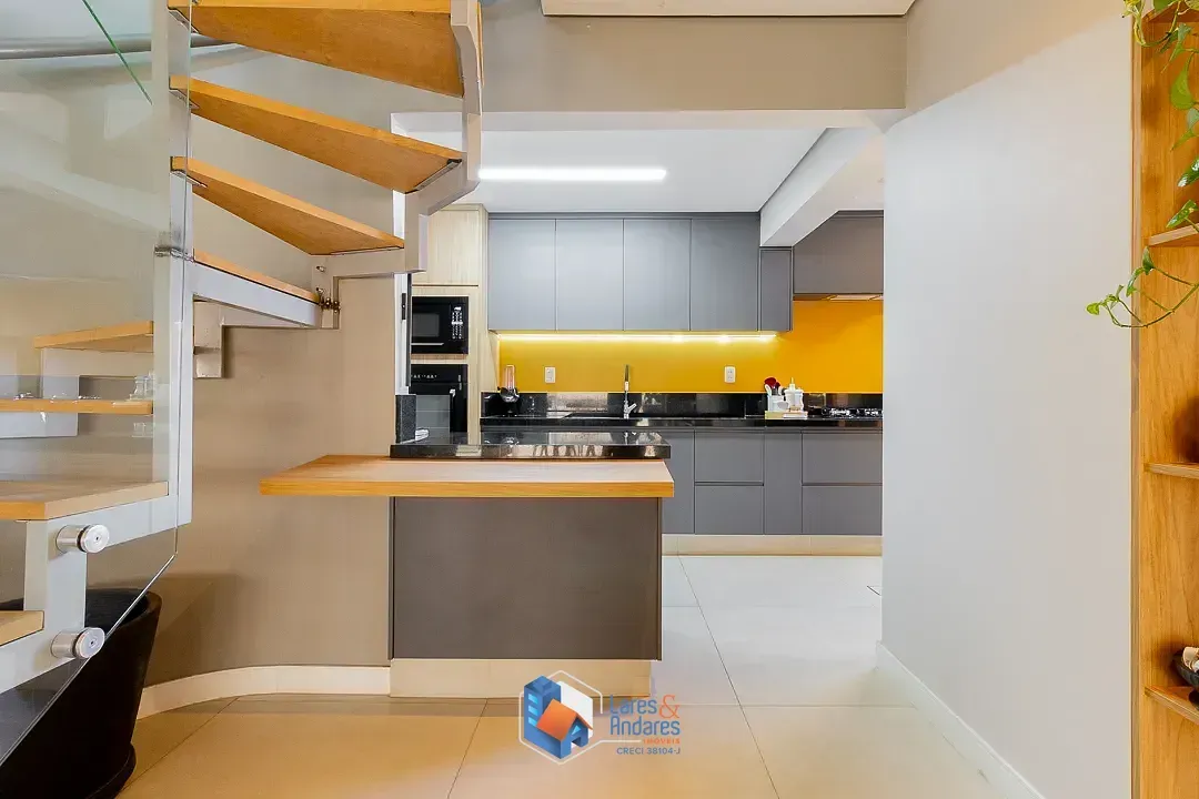 Imagem Duplex para venda em Vila Progredior com 3 quartos, sendo 2 suítes, 200m²
