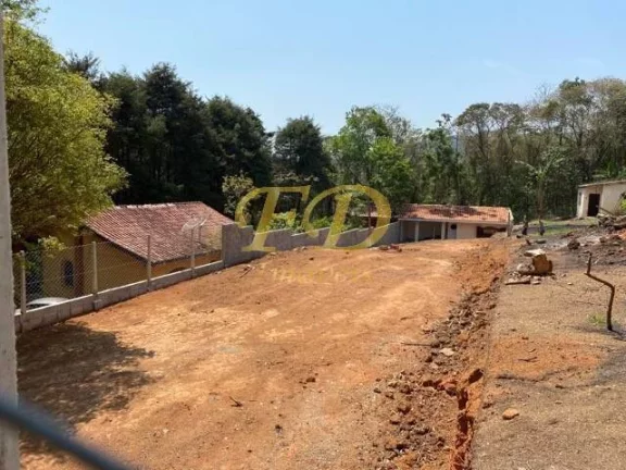 Imagem Terreno com Edícula em Atibaia.