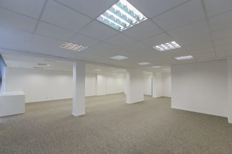 Imagem SALA COMERCIAL em Curitiba - PR, Centro