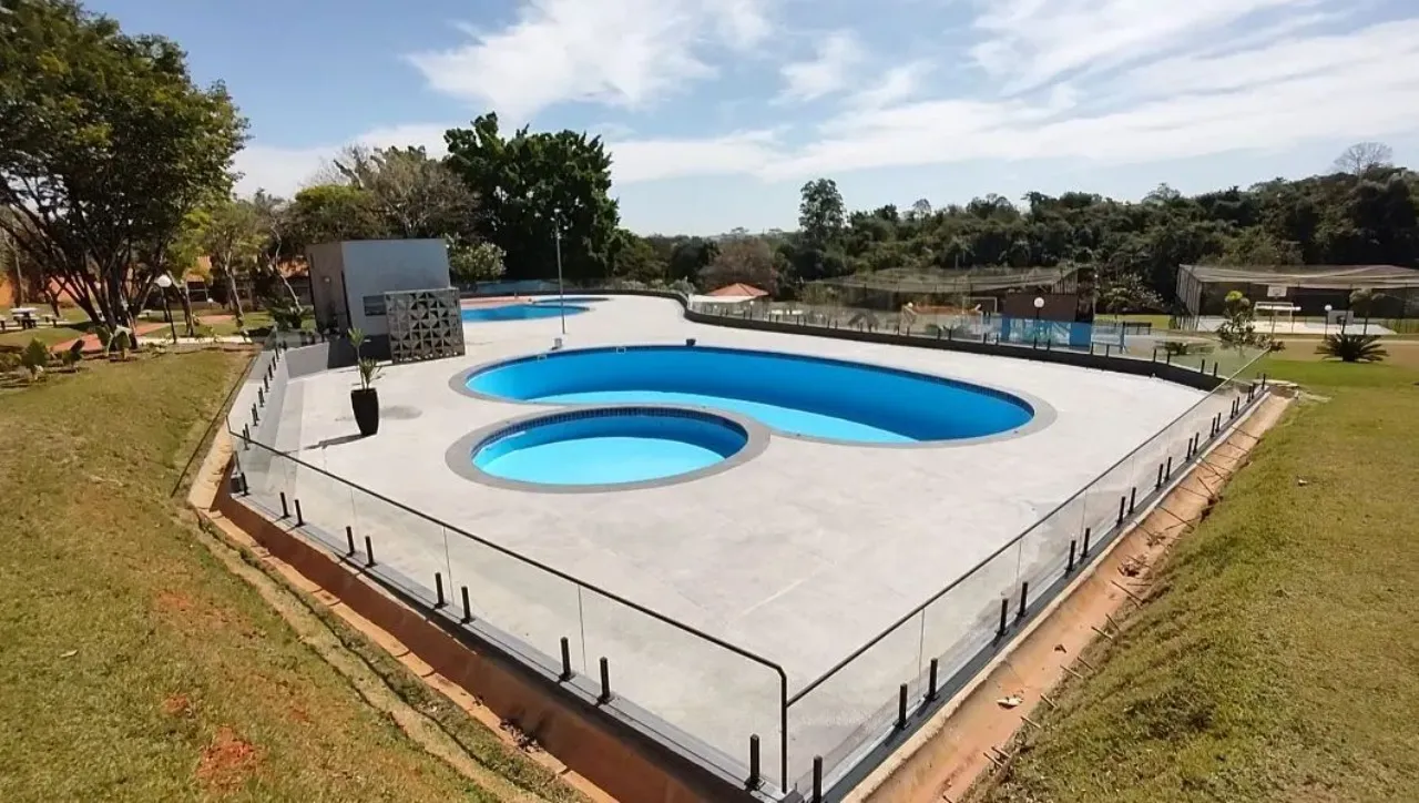 Imagem Impecável casa em condomínio à venda em Sorocaba-SP, Jardim Novo Horizonte: 3 quartos, 2 salas, 3 banheiros, 138m², 3 vagas.