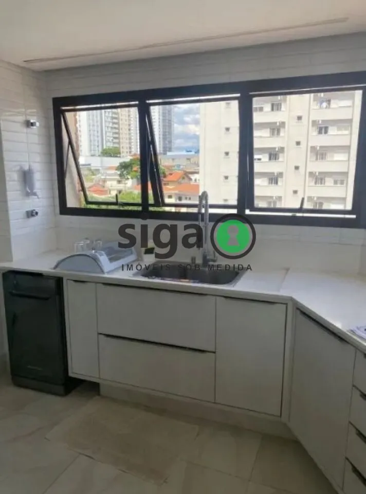 Imagem Apartamento reformado no Parque da Mooca com 156 m², 2 suítes e 3 vagas fixas