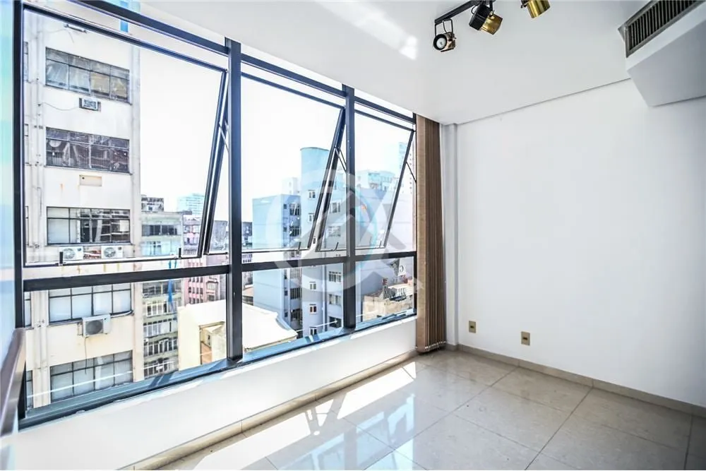 Imagem O Seu Espaço Profissional no Coração do Centro Histórico de Porto Alegre! Descrição: Sala Come...