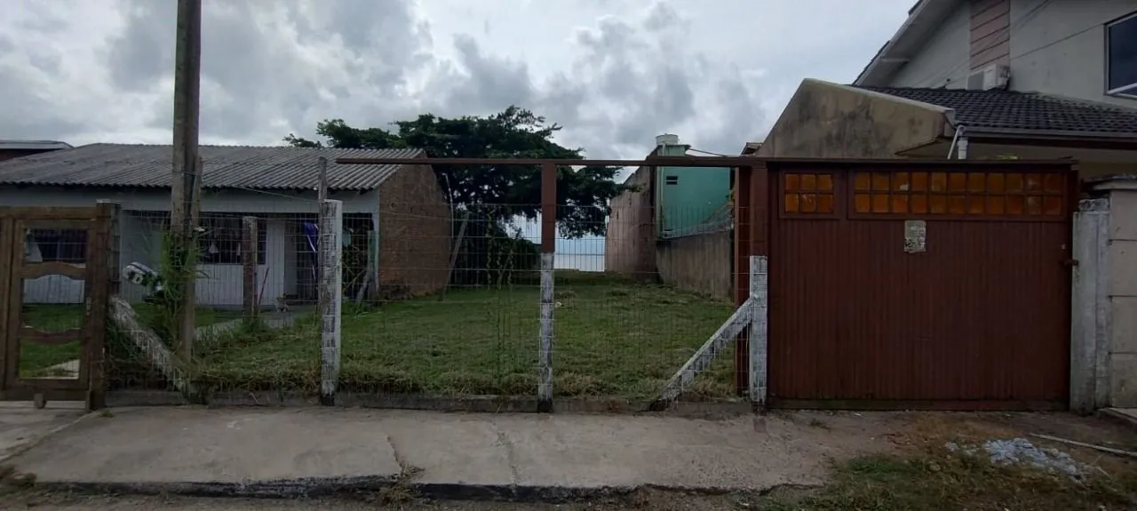 Imagem Terreno em Tramandaí com rampa de acesso a Lagoa