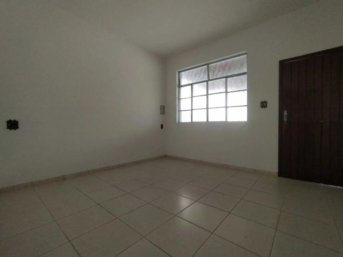 Imagem 50METROS DA VILARINHO+10 VAGAS