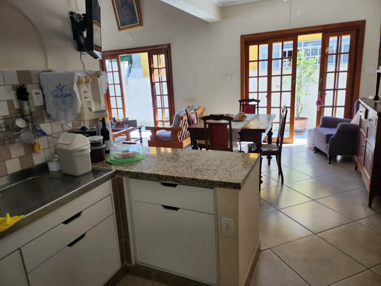 Imagem Casa à venda 4 Quartos, 1 Suite, 1 Vaga, 270M², Santana, Pindamonhangaba - SP