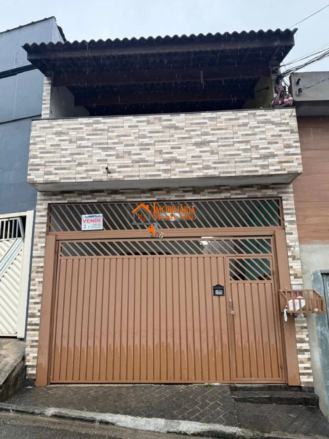 Foto do imóvel Casa com 4 casas no quintal à venda, 300 m² por R$ 600.000 - Parque São Miguel - Guarulhos/SP