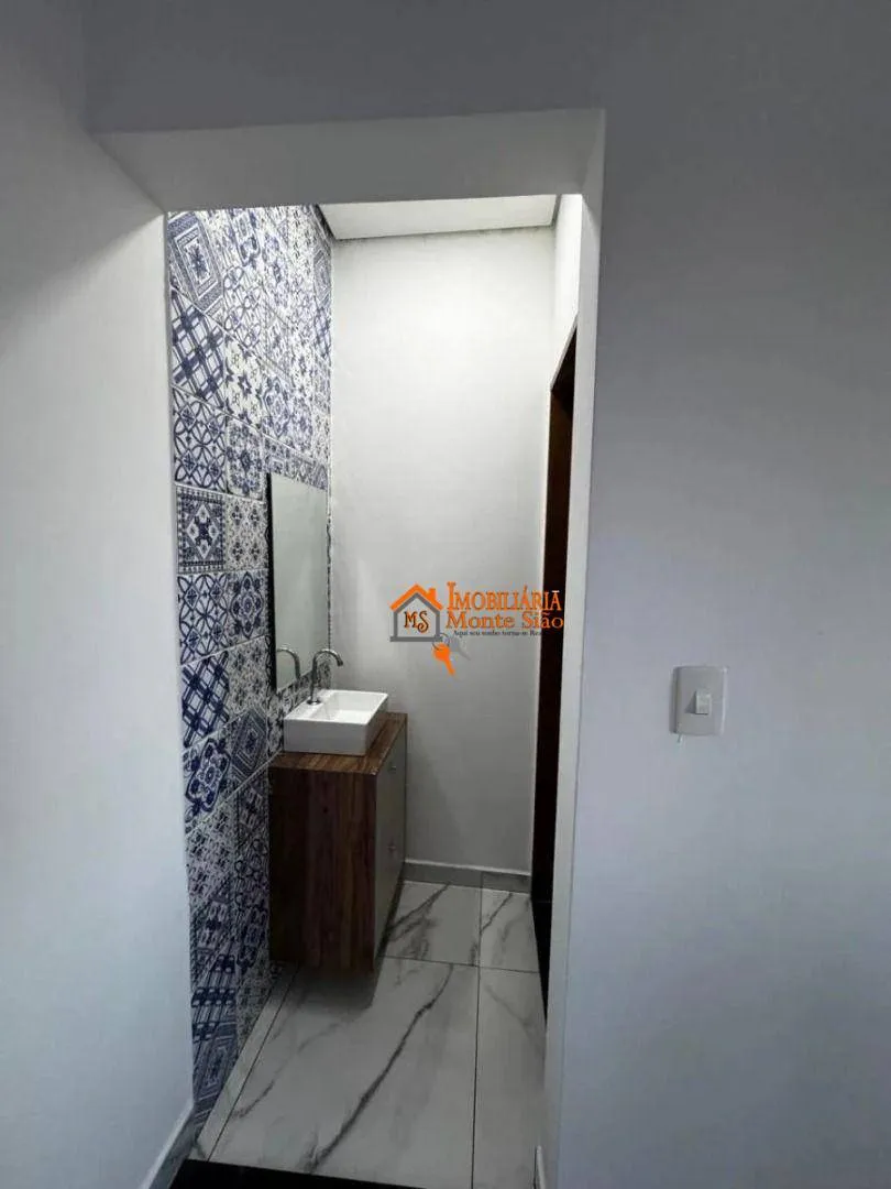 Imagem Casa com 3 dormitórios à venda, 250 m² por R$ 830.000,00 - Ponte Grande - Guarulhos/SP