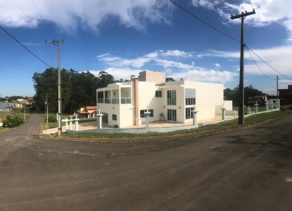 Linda casa de Alto Padrão no condomínio Ninho Verde I Eco Residence - 400 m² construído, 1350 m² de área total.. em Quadra DZ