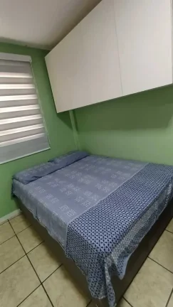 Imagem Apartamento com 2 dormitórios sendo 1 suíte e 1 vaga no Centro de Balneário Camboriú/SC