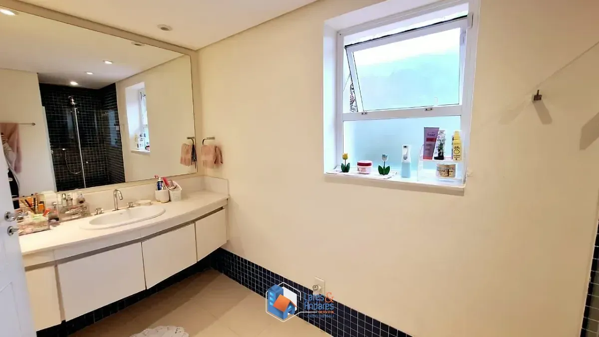 Imagem Casa para venda em Jardim Leonor com 3 quartos, sendo 3 suítes, 442m²