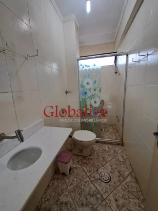 Imagem Apartamento à venda com 70m², 2 quartos, varanda, frente a praia por R$480.000,00 no José Menino em Santos