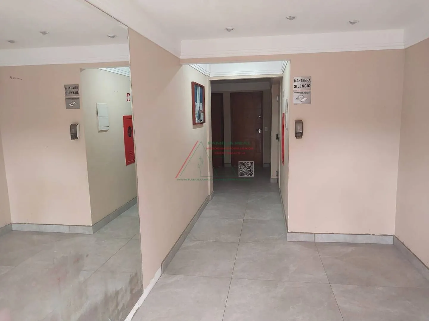 Imagem Apartamento à Venda, com 03 Dormitórios e 01 Vaga de Garagem
