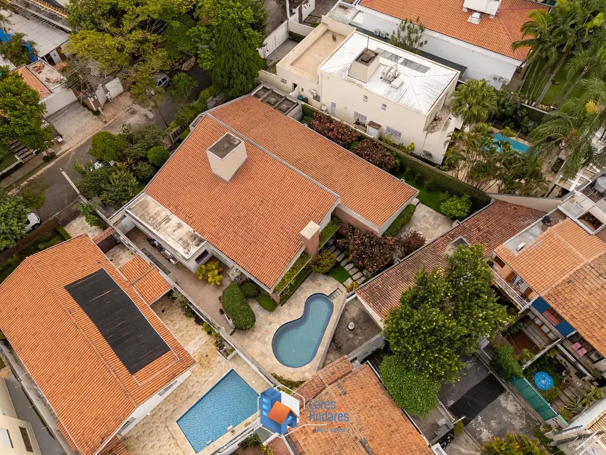Imagem Casa para venda em Alto de Pinheiros com 4 quartos, sendo 4 suítes, 495m²