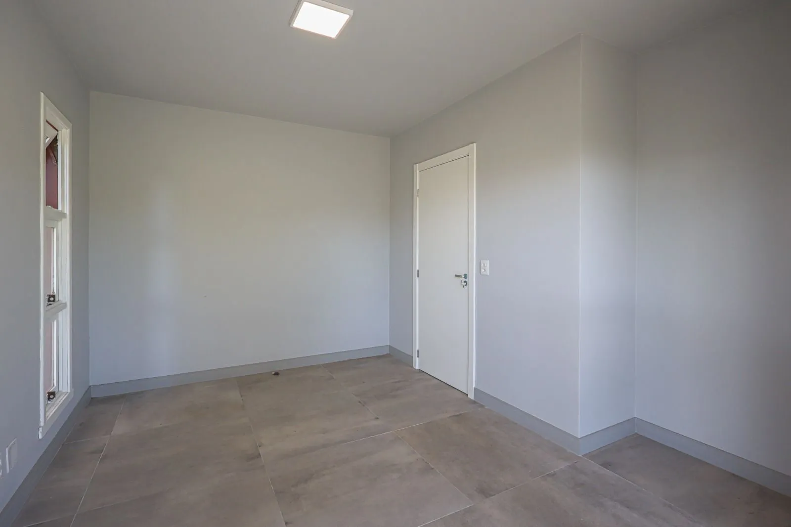 Imagem Apartamento de 2 Quartos com Vaga no Bairro São Geraldo - Pronto para Morar!