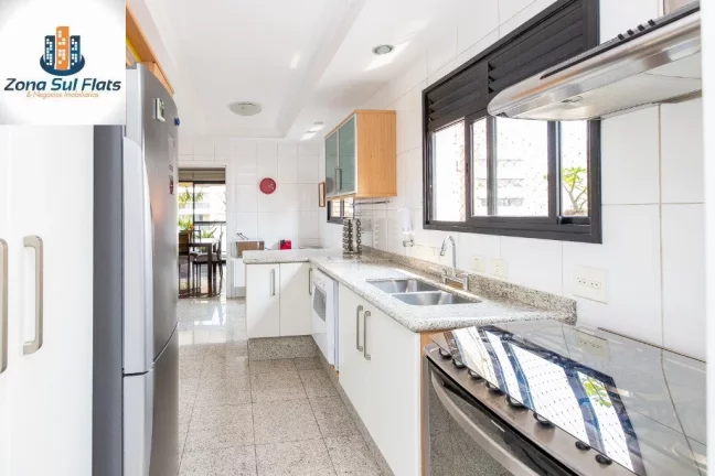 Imagem Apartamento Alto Padrão à Venda Em Moema Com 3 Suítes e 4 Vagas