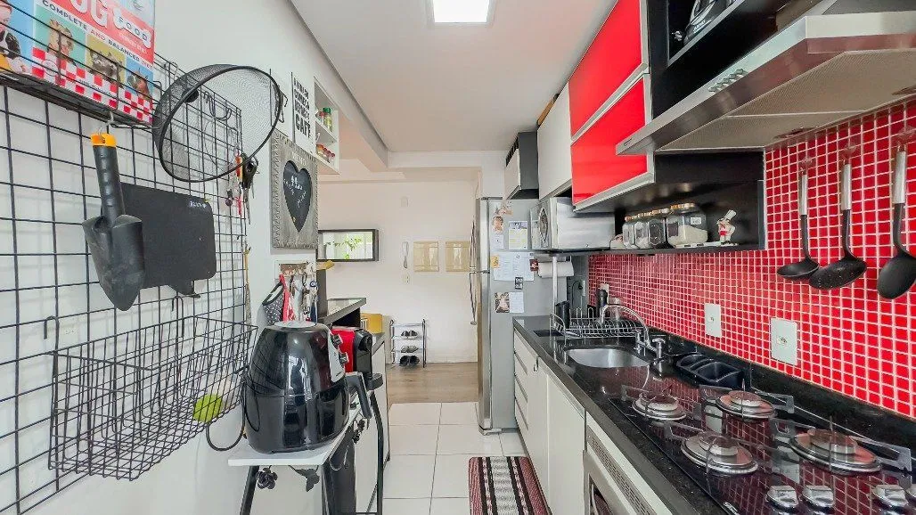 Imagem Apartamento a venda no bairro Passo da Areia com dois dormitórios.