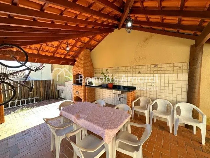 Imagem Casa de Condomínio com 274 m² e 4 Quartos, em Sousas - Campinas/SP