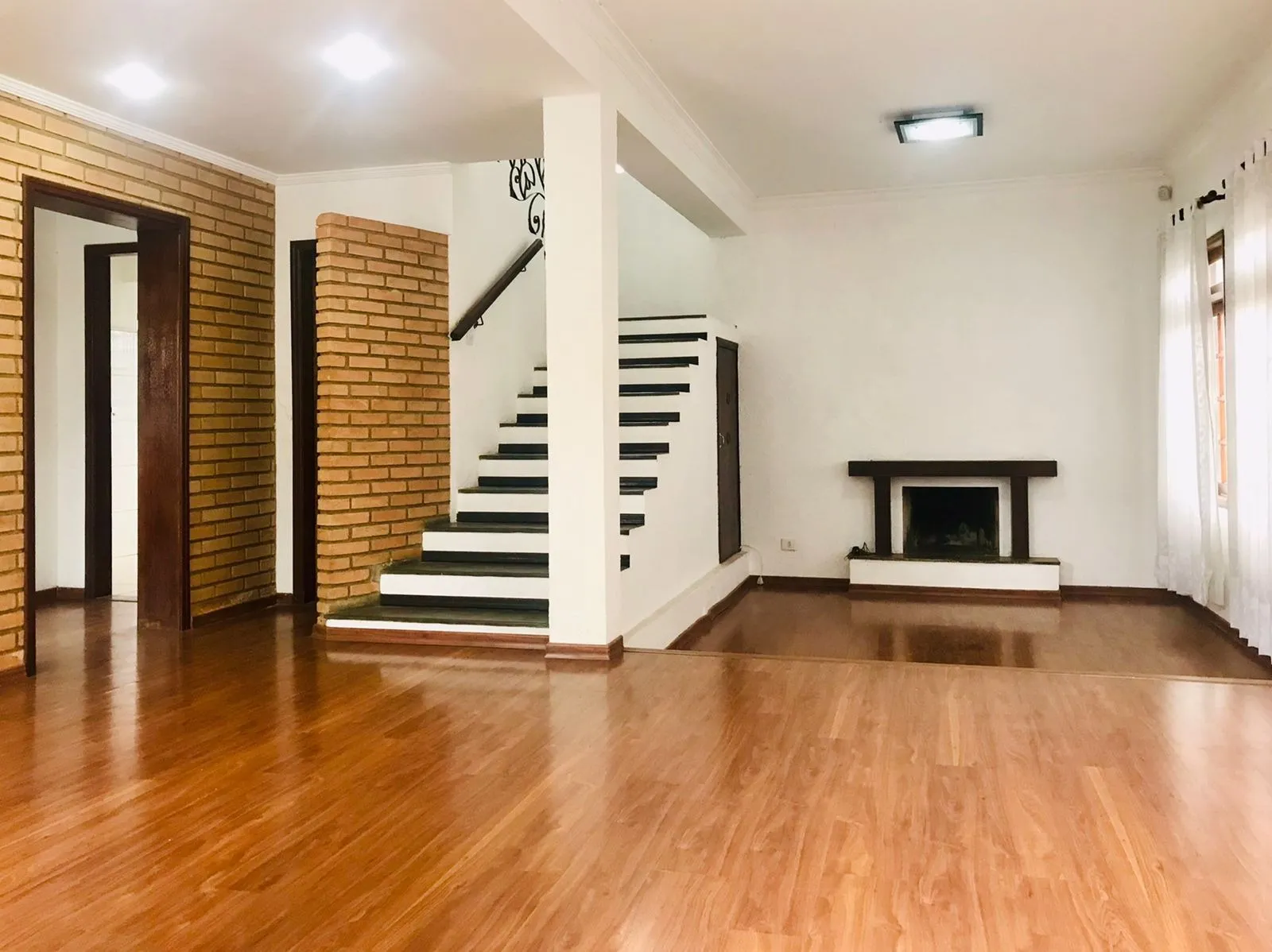 Imagem Casa 4 Dormitórios Residencial ou Comercial Vila Trujilo/ Sorocaba